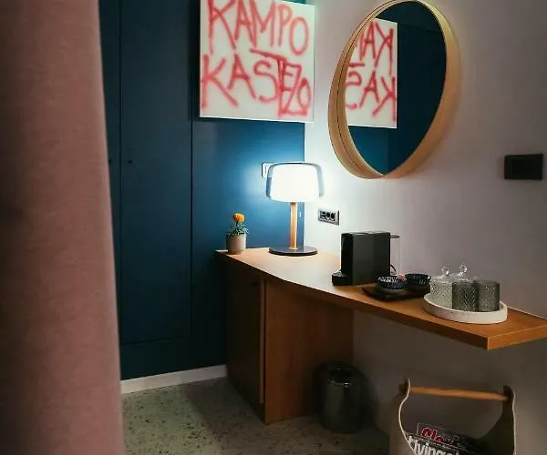 Em Kastelo شقة *