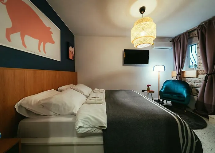 Em Kastelo Apartman Zára