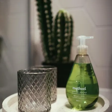 Apartament Em Kastelo *