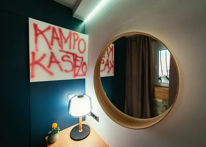 Em Kastelo Lägenhet